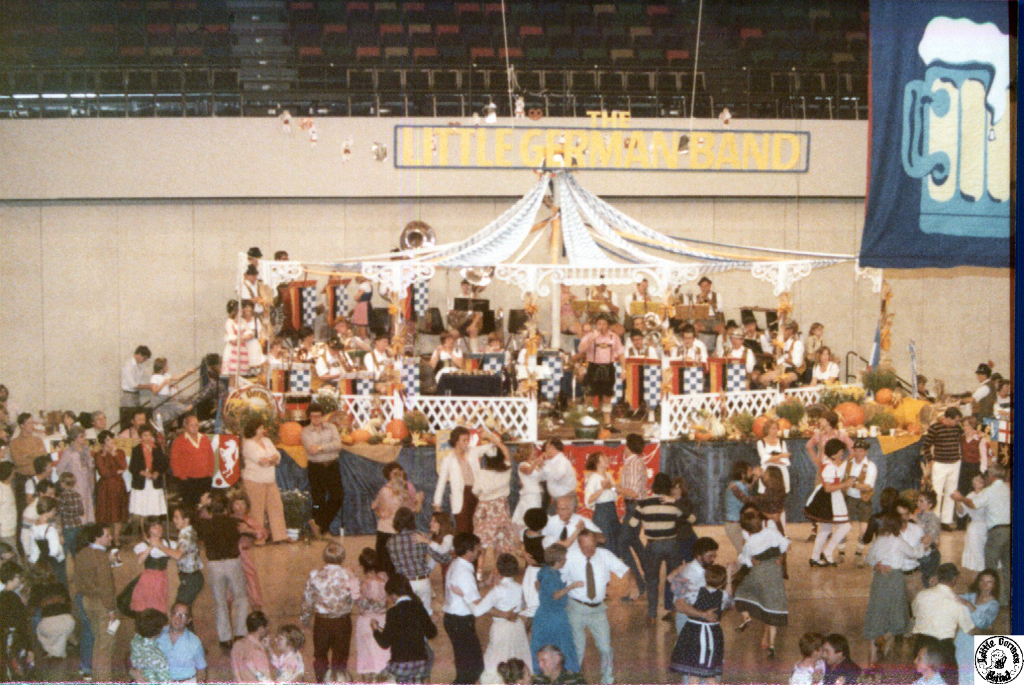 1978 10 07 11 LGB Oktoberfest.jpg